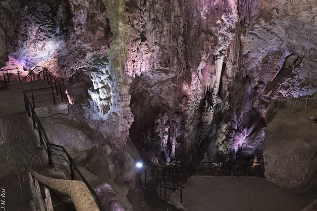 Поездка в пещеры канелобре